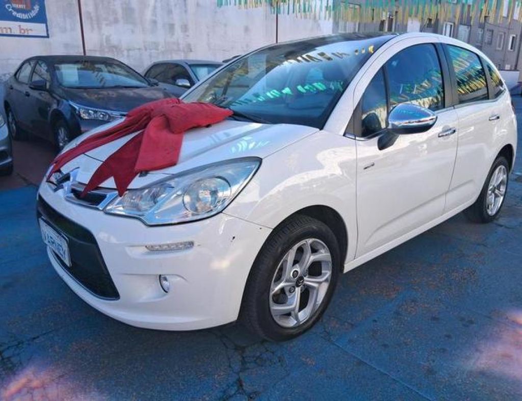 Citroen / C3 Exclusive 1.6 Automático Flex 4 Portas Modelo 2015 imagem 3