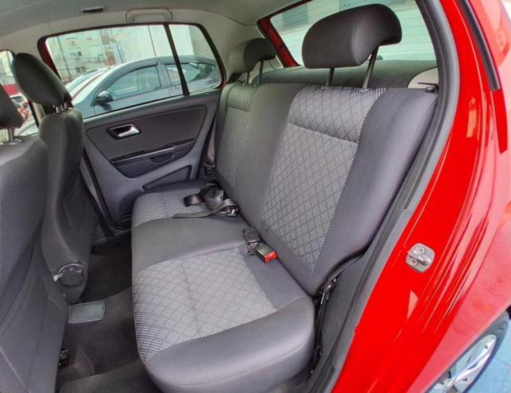 Volkswagen / Fox Trendline 1.0 Flex 4 Portas Modelo 2017 imagem 11