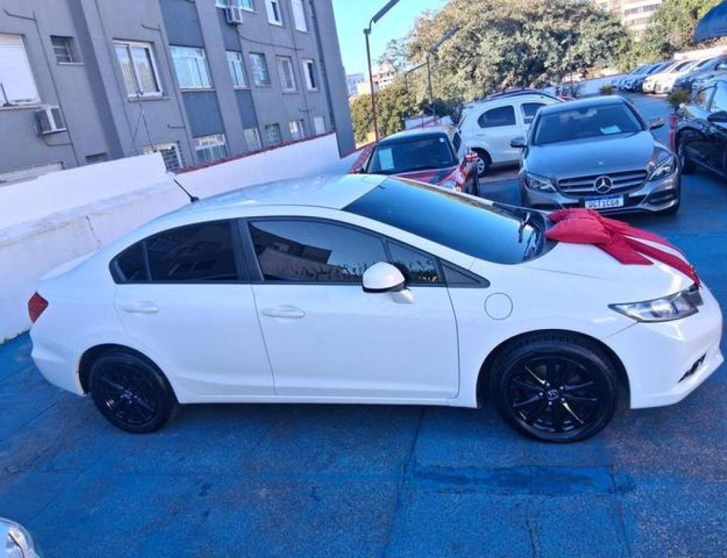 Honda / Civic Lxs 1.8 Automático Flex 4 Portas Modelo 2013 imagem 4