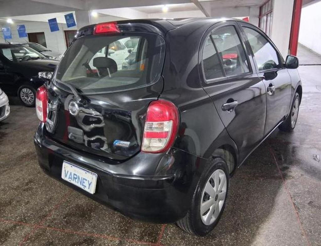 Nissan / March S 1.0 Flex 4 Portas Modelo 2013 imagem 7