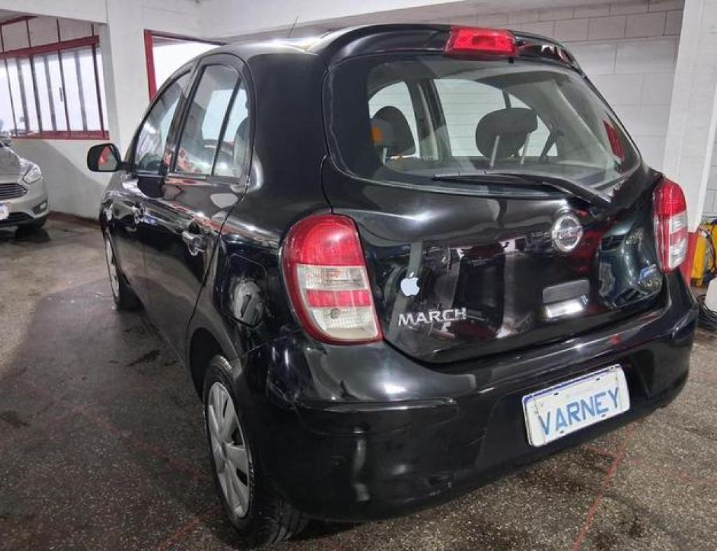 Nissan / March S 1.0 Flex 4 Portas Modelo 2013 imagem 8