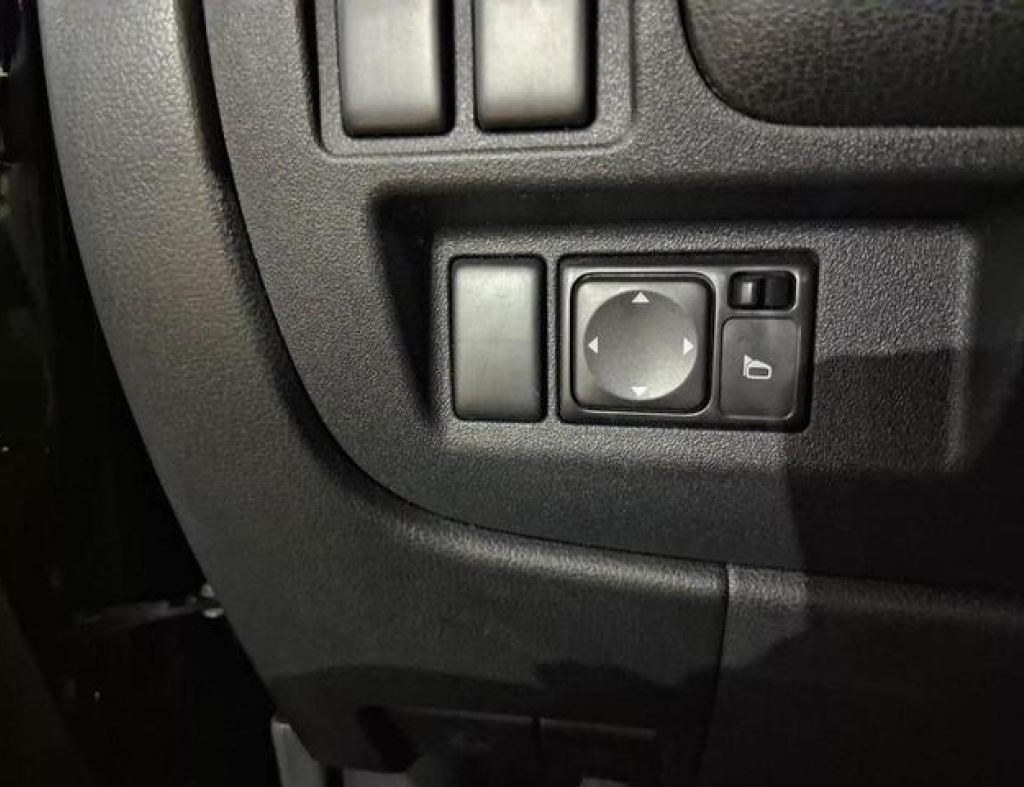 Nissan / March S 1.0 Flex 4 Portas Modelo 2013 imagem 12
