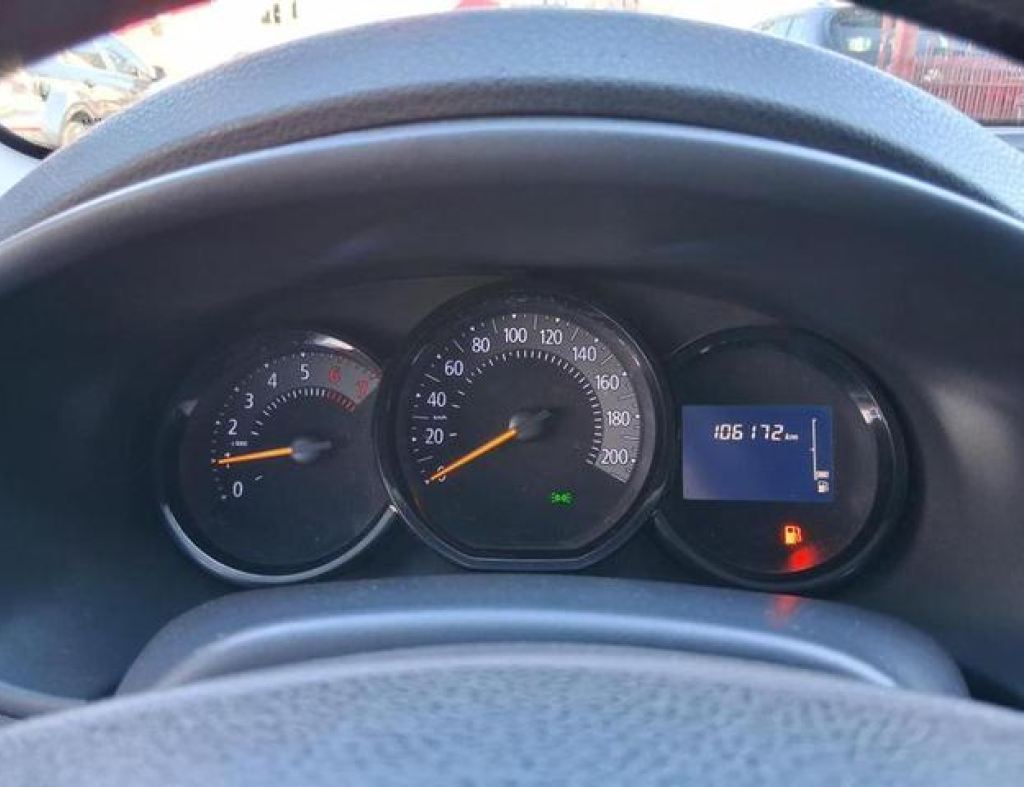 Renault / Sandero Expression 1.6 Flex 4 Portas Modelo 2016 imagem 14