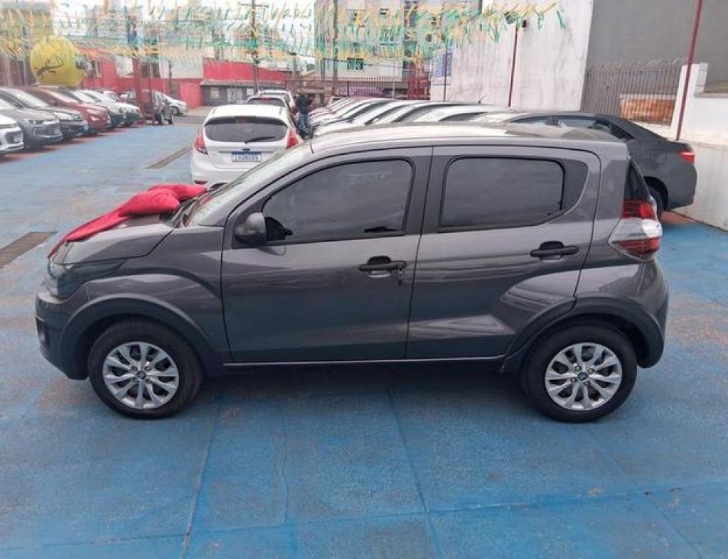 Fiat / Mobi Like 1.0 4 Portas ,Cinza Metalico,Modelo 2025 imagem 6