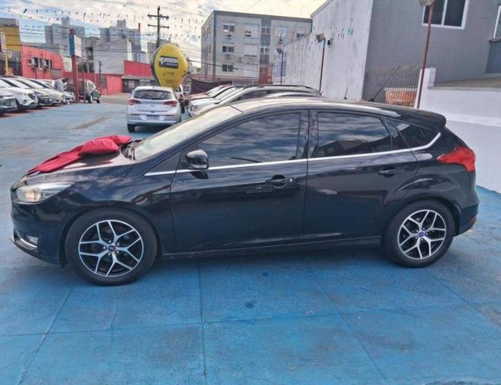 Ford / Focus Titanium 2.0 Automático Flex Modelo 2017 imagem 5