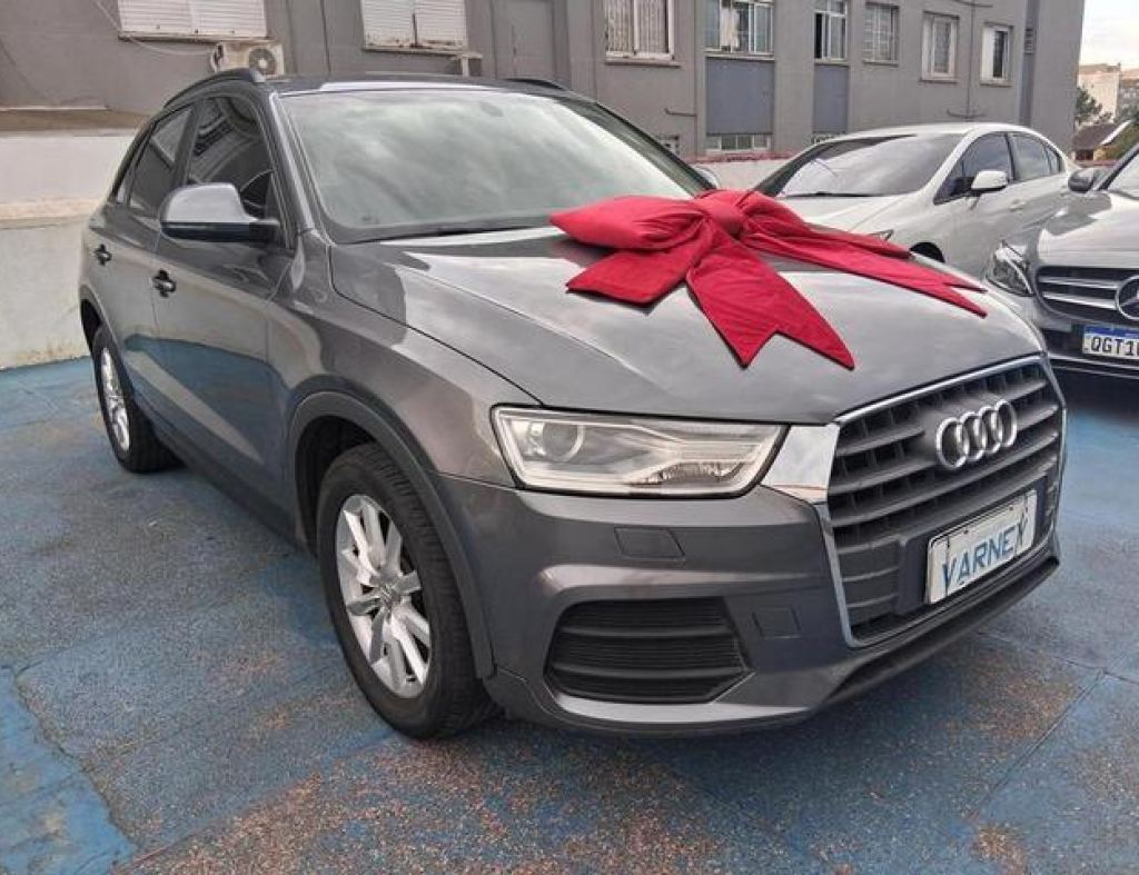 Audi / Q3 1.4 Tfsi Automático 4 Portas Modelo 2017 imagem 3
