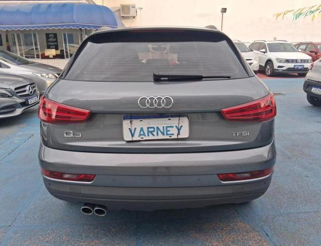 Audi / Q3 1.4 Tfsi Automático 4 Portas Modelo 2017 imagem 6