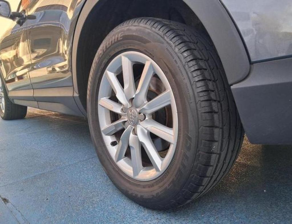 Audi / Q3 1.4 Tfsi Automático 4 Portas Modelo 2017 imagem 9