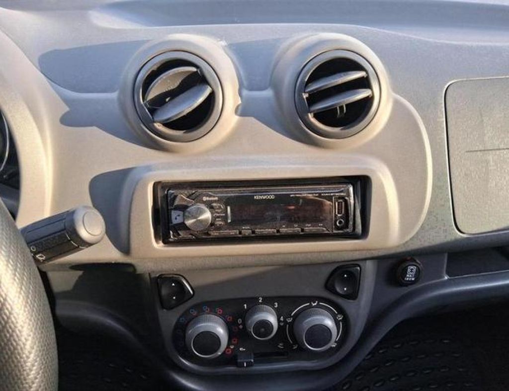 Fiat / Uno Vivace 1.0 Flex 4 Portas Modelo 2015 imagem 12