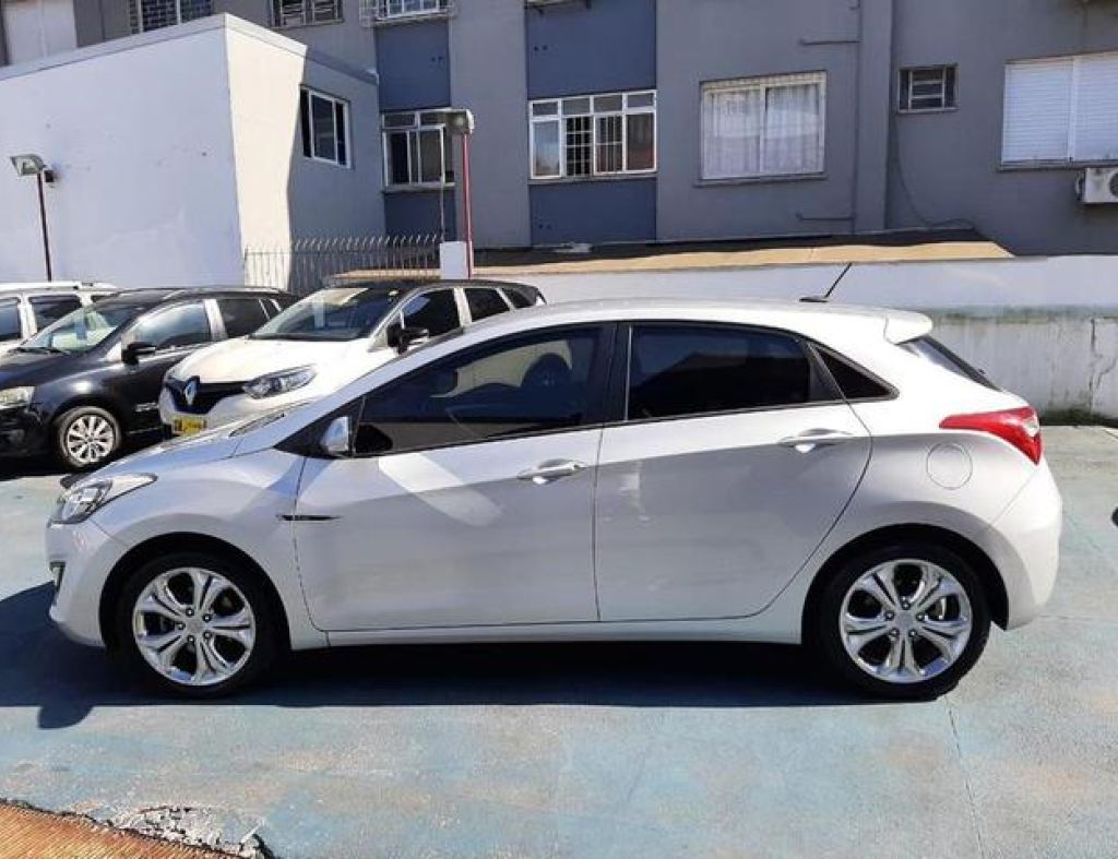 Hyundai I30 1.8 Mpi 16V Gasolina 4P Automatico 2015 imagem 4