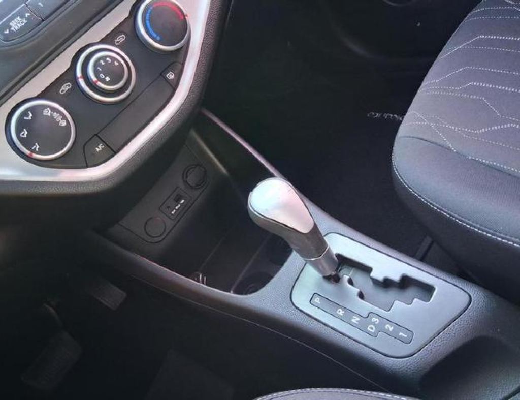Kia / Picanto Ex 1.0 Automático Flex 4 Portas Modelo 2015 imagem 18