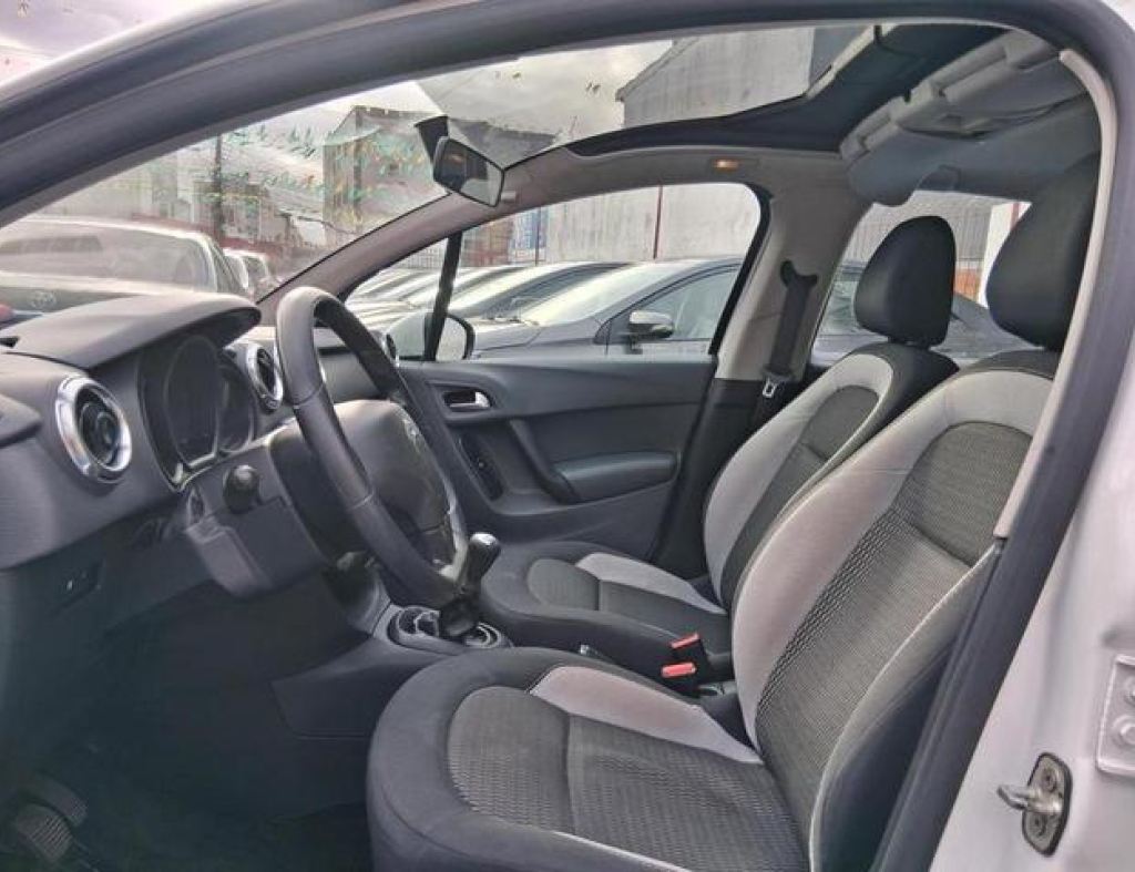 Citroen / C3 Ptech Tend 1.2 Flex 4 Portas Modelo 2017 imagem 12
