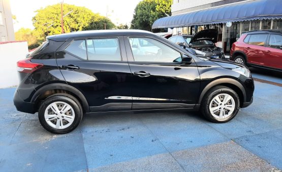 nissan kicks s cvt 2018