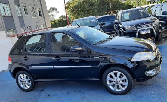 fiat palio essence 1.6 dl 4portas modelo 2011