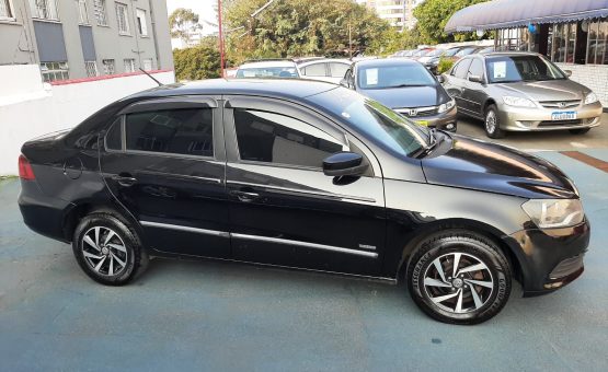 volkswagen voyage 1.0 mpi 2013