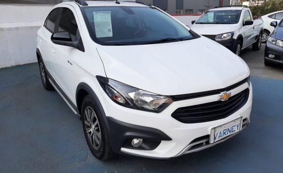 chevrolet onix hatch activ 1.4 8v flex 5p mec. 2017