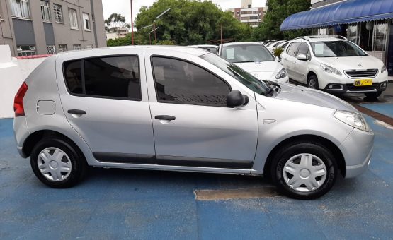 renault sandero expression 1.6 16v flex mec. 2010